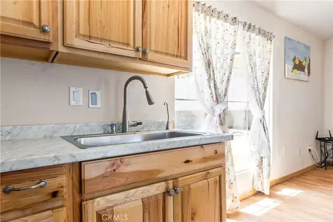 Kitchen - 3890 Hillcrest, Templeton, CA 93465 photo 3 of 6