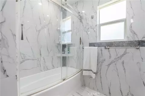Bath - 3890 Hillcrest, Templeton, CA 93465 photo 2 of 5