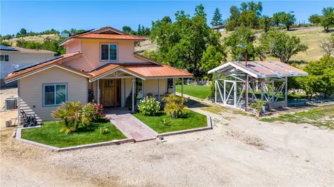 Exterior - 3890 Hillcrest, Templeton, CA 93465 photo 1 of 18