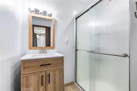 Bath - 3890 Hillcrest, Templeton, CA 93465 photo 5 of 5