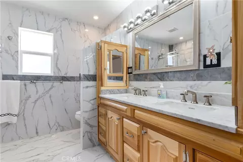 Bath - 3890 Hillcrest, Templeton, CA 93465 photo 1 of 5
