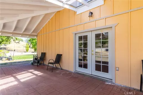 Exterior - 3890 Hillcrest, Templeton, CA 93465 photo 6 of 18