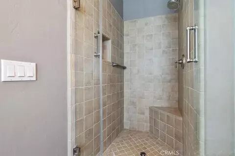 Bath - 1090 Muscat Ct, Templeton, CA 93465 photo 5 of 5