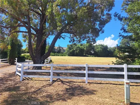 1415 Charolais, Paso Robles, CA 93446