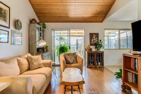Living - 1032 Scott, Paso Robles, CA 93446 photo 4 of 4