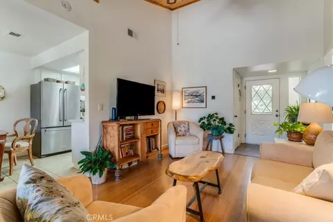 Living - 1032 Scott, Paso Robles, CA 93446 photo 3 of 4