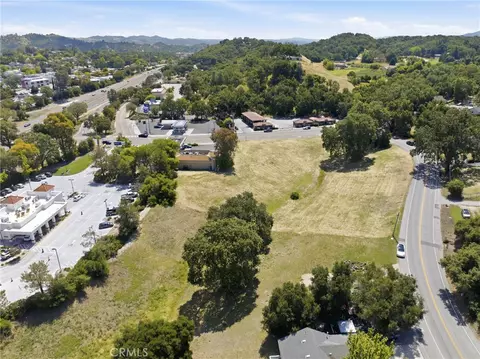 3975 Monterey, Atascadero, CA 93422 photo 5