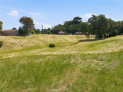 3975 Monterey, Atascadero, CA 93422 photo 3