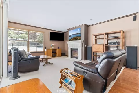 Living - 9947 Flyrod, Paso Robles, CA 93446 photo 2 of 2