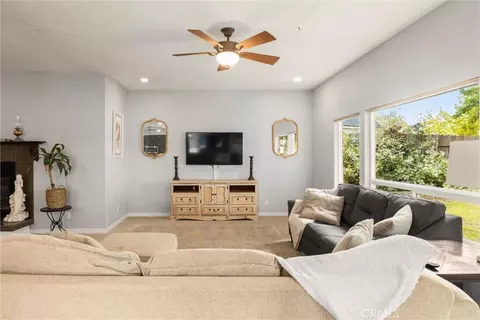 Living - 1429 Marbella Ln, Templeton, CA 93465 photo 2 of 3