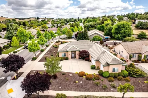 View/Area - 1411 Crown Way, Paso Robles, CA 93446 photo 2 of 9
