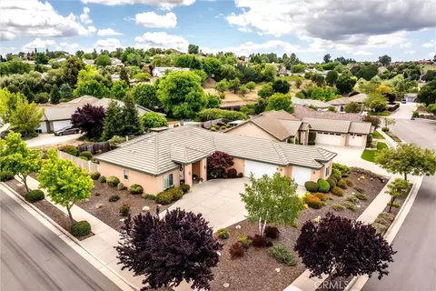 View/Area - 1411 Crown Way, Paso Robles, CA 93446 photo 8 of 9