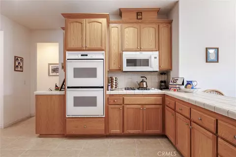 Kitchen - 1411 Crown Way, Paso Robles, CA 93446 photo 3 of 3