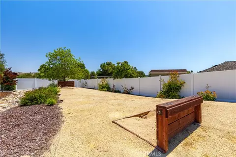 Exterior - 1275 Shane Ln, Templeton, CA 93465 photo 15 of 23