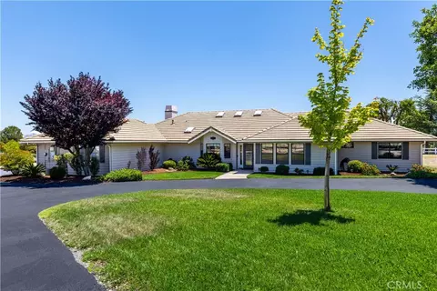 Exterior - 1275 Shane Ln, Templeton, CA 93465 photo 7 of 23