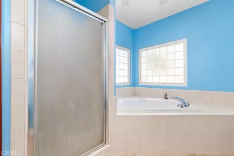 Bath - 3640 Debonair Dr, Paso Robles, CA 93446 photo 4 of 5