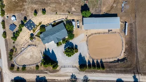 View/Area - 3640 Debonair Dr, Paso Robles, CA 93446 photo 4 of 7