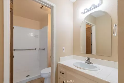 Bath - 149 Flag Way, Paso Robles, CA 93446 photo 1 of 2
