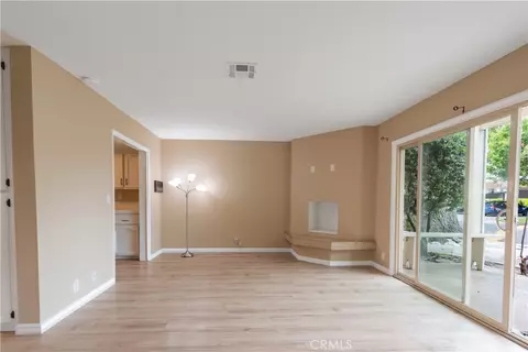 Living - 149 Flag Way, Paso Robles, CA 93446 photo 2 of 4