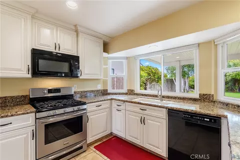 Kitchen - 305 Rosemary, Paso Robles, CA 93446 photo 2 of 4