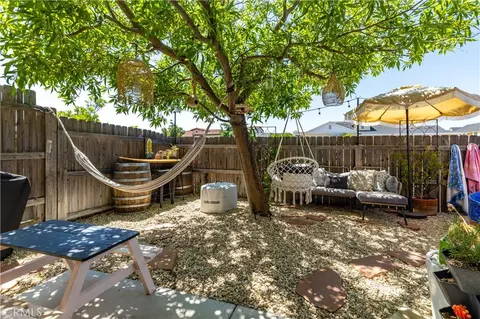 Exterior - 136 Reflection Pl, Templeton, CA 93465 photo 7 of 8