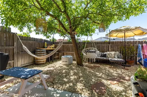 Exterior - 136 Reflection Pl, Templeton, CA 93465 photo 5 of 6