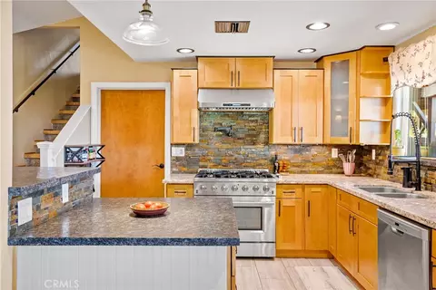 Kitchen - 1745 Adelaida Rd, Paso Robles, CA 93446 photo 2 of 2