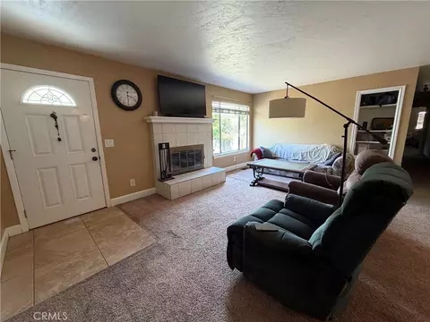 Living - 2628 Saddle Back, Paso Robles, CA 93446 photo 2 of 3