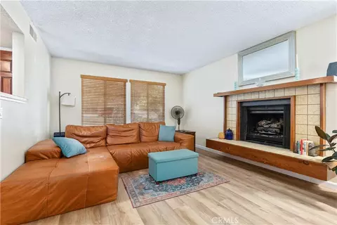 Living - 4541 Yerba, Atascadero, CA 93422 photo 1 of 2