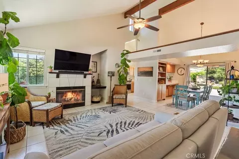 Living - 207 Navajo St, Paso Robles, CA 93446 photo 3 of 5