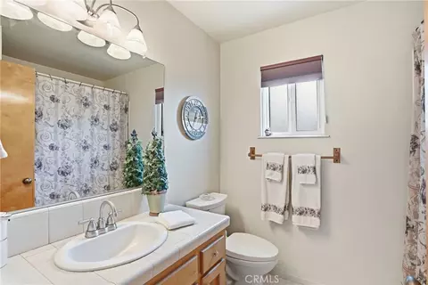 Bath - 1850 Doris Ave, Los Osos, CA 93402 photo 2 of 2