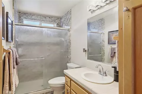 Bath - 1850 Doris Ave, Los Osos, CA 93402 photo 1 of 2