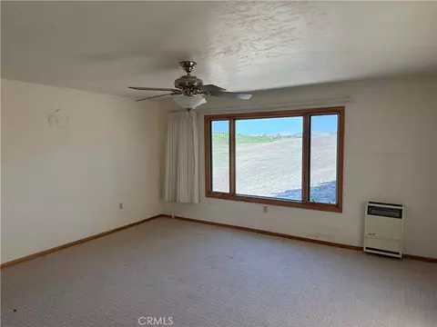 Living - 1640 Valley Quail, Paso Robles, CA 93446 photo 3 of 3
