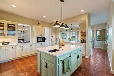 Kitchen - 4960 Glenhill Ln, Paso Robles, CA 93446 photo 4 of 6