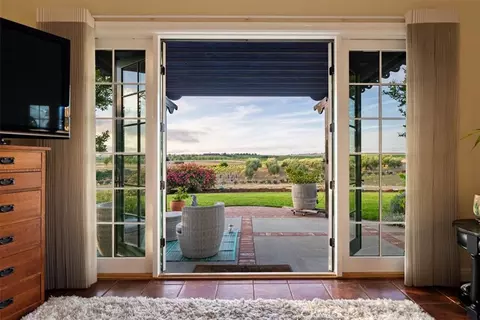 Entry Way - 4960 Glenhill Ln, Paso Robles, CA 93446 photo 1 of 2