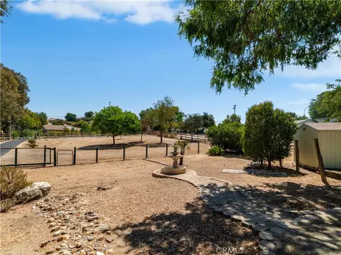 Exterior - 1771 Union, Paso Robles, CA 93446 photo 11 of 12