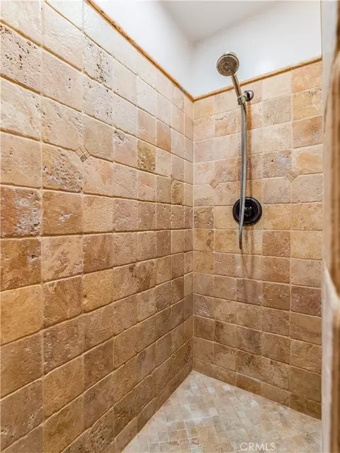 Bath - 1771 Union, Paso Robles, CA 93446 photo 2 of 3