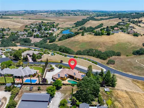 View/Area - 2035 Rancho Caro, Templeton, CA 93465 photo 4 of 5
