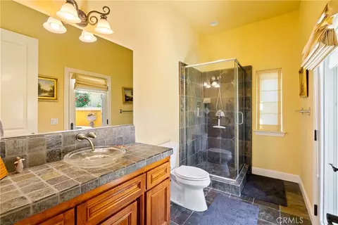 Bath - 2035 Rancho Caro, Templeton, CA 93465 photo 2 of 5