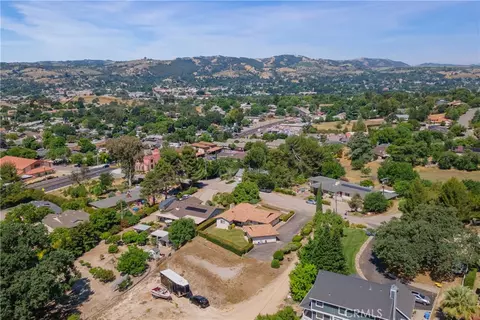 726 N Trigo Ln, Paso Robles, CA 93446 photo 25