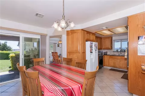 Dining - 726 N Trigo Ln, Paso Robles, CA 93446 photo 3 of 3