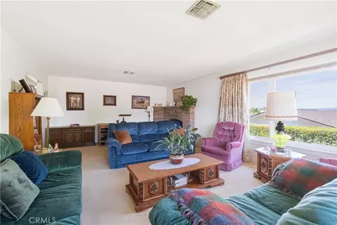 Living - 726 N Trigo Ln, Paso Robles, CA 93446 photo 3 of 3