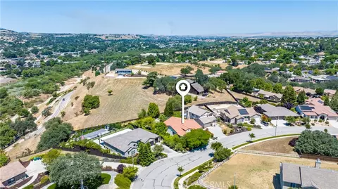View/Area - 669 Red Cloud Rd, Paso Robles, CA 93446 photo 9 of 11