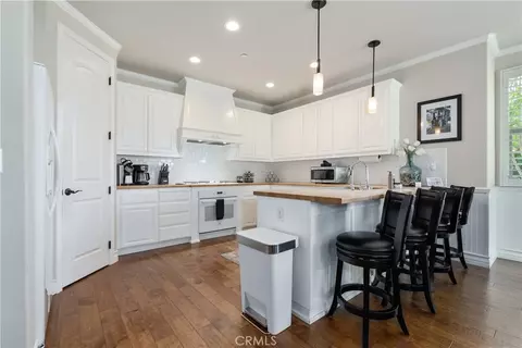 Kitchen - 669 Red Cloud Rd, Paso Robles, CA 93446 photo 2 of 5