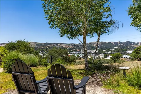 Exterior - 669 Red Cloud Rd, Paso Robles, CA 93446 photo 9 of 15