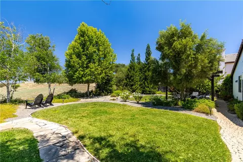 Exterior - 669 Red Cloud Rd, Paso Robles, CA 93446 photo 6 of 15