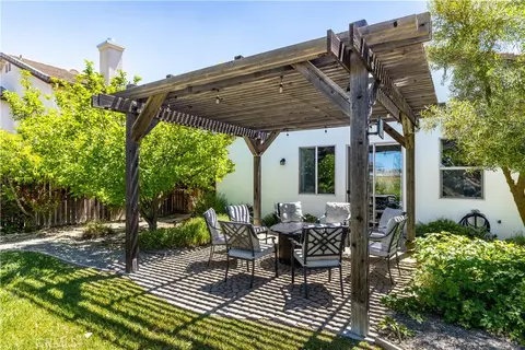 Exterior - 669 Red Cloud Rd, Paso Robles, CA 93446 photo 10 of 15