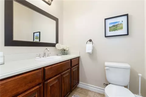 Bath - 669 Red Cloud Rd, Paso Robles, CA 93446 photo 5 of 5