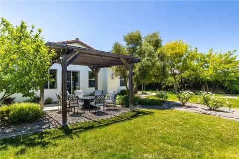 Exterior - 669 Red Cloud Rd, Paso Robles, CA 93446 photo 12 of 15