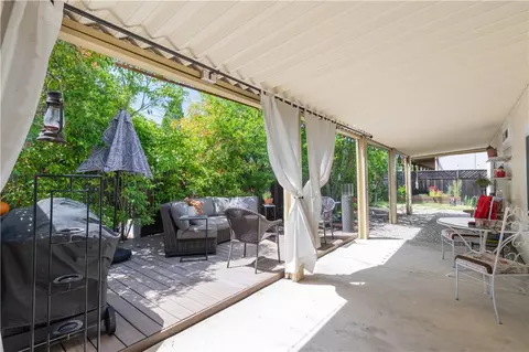 Exterior - 337 Lark Dr, Paso Robles, CA 93446 photo 4 of 11